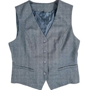 Adjustable Vest